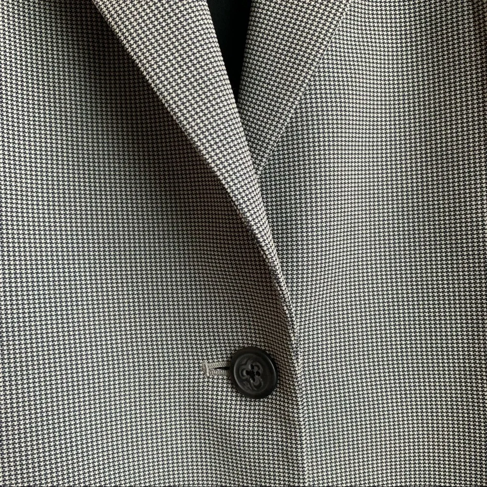 SOLD ON DEPOP - Jones New York Houndstooth One-Button Blazer - Picture 5 of 6